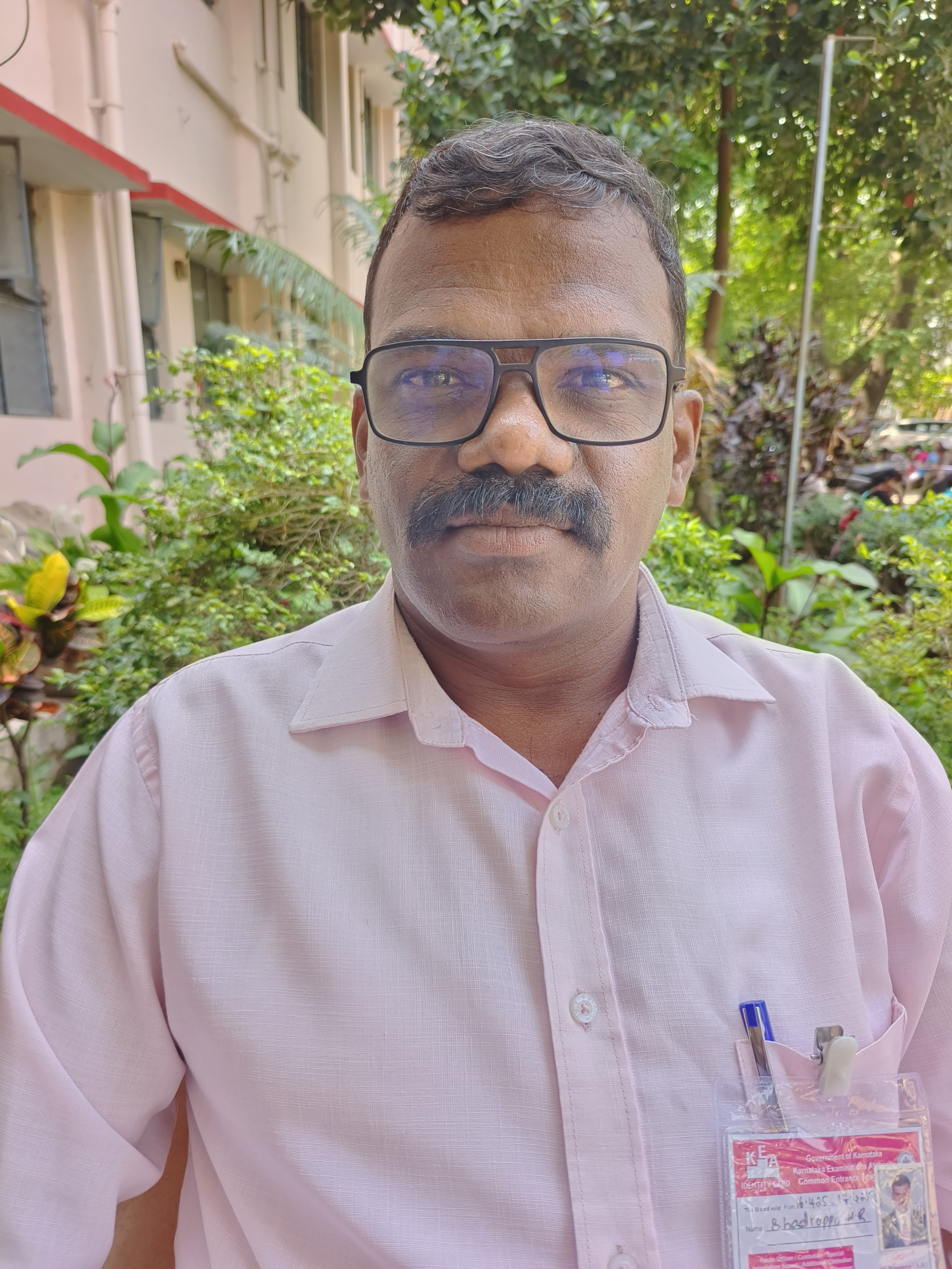 Lecturer Image
