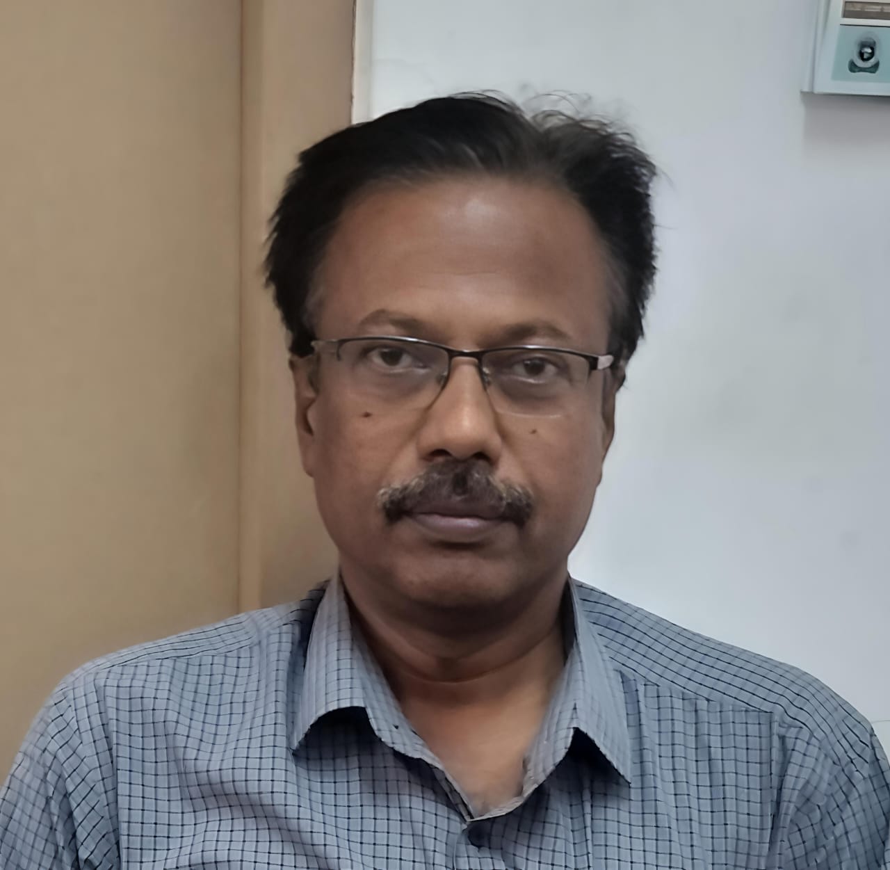 Lecturer Image