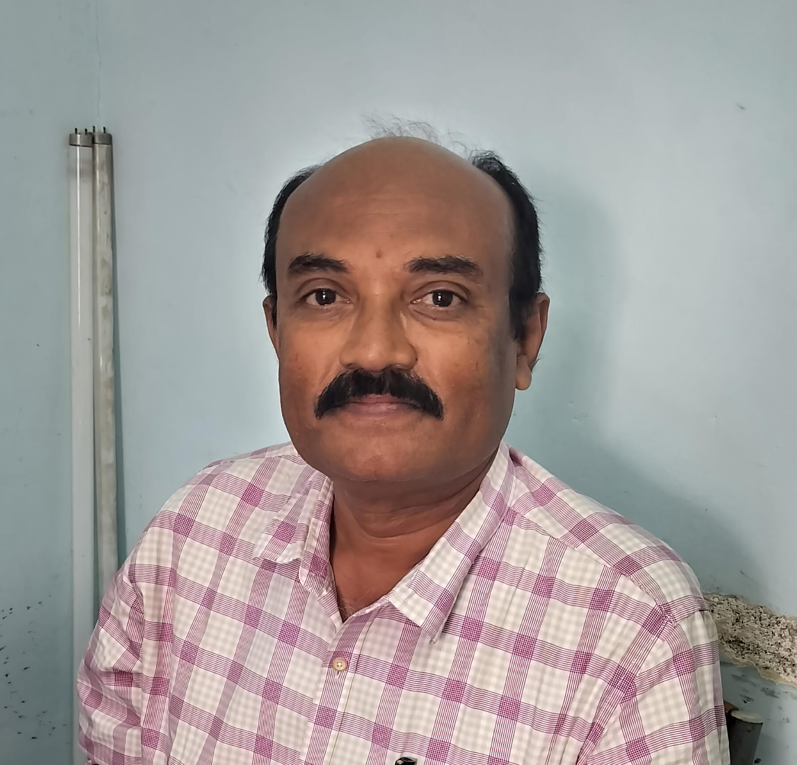 Lecturer Image